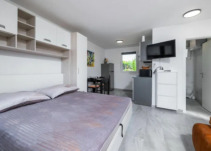 Vakantiehuis House Peroj